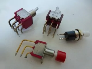 SET 4 ks Přepínače 2x páčkový, 2x tlačítkový