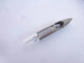 Signální žárovka 24V 0,05A (délka 4,5 cm) NOVÁ