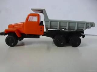 H0 Nákladní automobil valník - oranžový