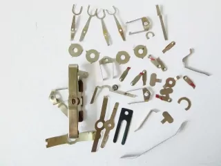 H0 MIX SET 38 ks Kovové náhradní díly