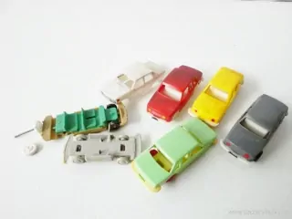 H0 SET Osobní automobily Wartburg v horším stavu - vše, co je na foto