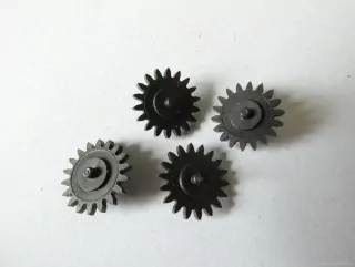 SET 4 ks Ozubený převod průměr 10 mm, délka 4,2 mm