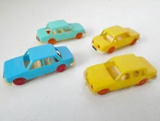 H0 SET 4 ks Osobní automobil Wartburg