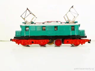 H0 PIKO Elektrická lokomotiva E 44 131 DR NA NÁHRADNÍ DÍLY