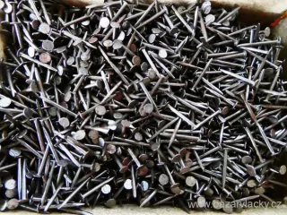 Hřebík 10 mm - nepoužitý - 220 g
