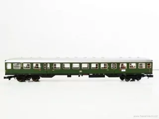 N FLEISCHMANN 8863 K Příměstský osobní vůz (Silberlink) 2. tř. 41 009 Mü DB TOP STAV NEPOUŽITÝ v krabičce 