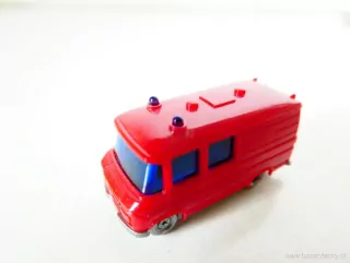 N Automobil Mercedes Benz Transporter červený s majáky TOP STAV