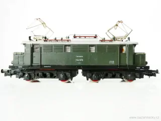 H0 PIKO Elektrická lokomotiva BR 144 137-0 DR TOP STAV NEPOUŽITÁ