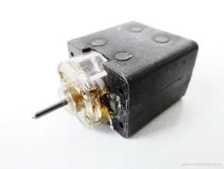Motor do lokomotivy