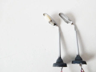 H0 SET 2 ks Pouliční lampa elektrická ( 7 cm )