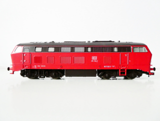 H0 ROCO Dieselová lokomotiva BR 215 132-2 DB TOP STAV