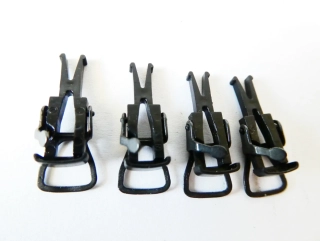 H0 SET 4 ks Spřáhlo plast s kovovým očkem délka cca 2,2 cm