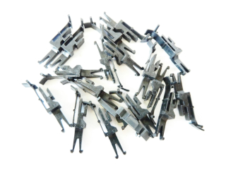 H0 SET 18 ks Spřáhlo plast délka 2,5 cm
