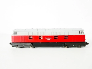 N PIKO Dieselová lokomotiva V 180 006 DR 