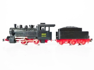 H0 PIKO Parní lokomotiva s tendrem BR 98 002 SNCF PĚKNÝ STAV