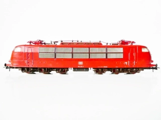 H0 ROCO 43619 DC Elektrická lokomotiva BR 103 231-7 DB OSVĚTLENÁ TOP STAV v krabičce