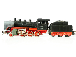 H0 PIKO Parní lokomotiva BR 24 002 DR
