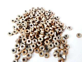 SET 100 ks Mini matička - průměr 4 mm, vnitřní průměr cca 1,35 mm