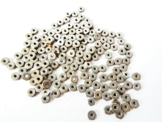 SET 90 ks Mini matička - průměr 3,5 mm, vnitřní průměr cca 1,1 mm