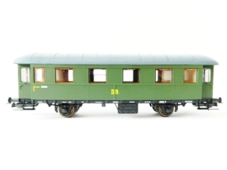 H0 SACHSENMODELLE 14207.1 Osobní vůz 343-220 DR TOP STAV NEPOUŽITÝ v originální krabičce včetně doplňků