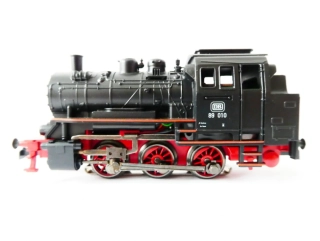 H0 MÄRKLIN 30000 Parní lokomotiva BR 89 010 DB NEPOUŽITÁ v originálním balení včetně průvodního listu NOVÉ