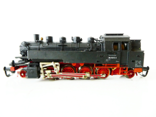 TT BTTB Parní lokomotiva BR 86 1615-3 DR OSVĚTLENÁ TOP STAV