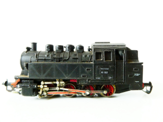 TT BTTB Parní lokomotiva BR 81 001 DR NA SERVIS (jede perfektně pozadu, popředu vrčí a nejede)