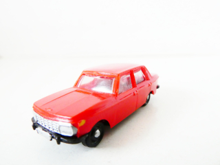 H0 VEB Modell-Konstrukt Osobní automobil Wartburg 353 červený PĚKNÝ STAV
