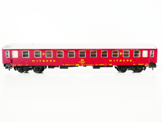 H0 SCHICHT Lůžkový vůz MITROPA 51 50 70 - 40 134-1 WLABm DR OSVĚTLENÝ TOP STAV