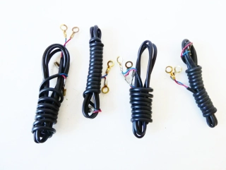 SET 4 ks Elektropříslušenství - kabely s kontakty (délka 95 cm)