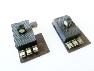 H0 PILZ SET 2 ks Elektrický přestavník k výhybkám