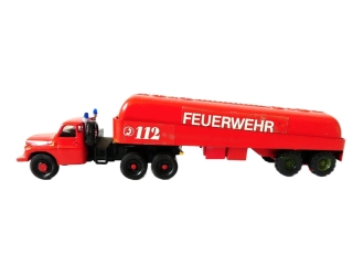 TT Hasičský nákladní automobil - tahač s cisternou FEUERWEHR PĚKNÝ STAV