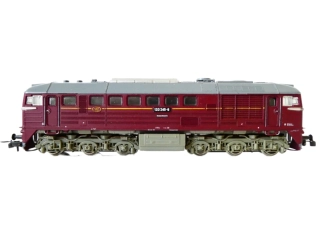 H0 GÜTZOLD Dieselová lokomotiva BR 120 245-6 DR OSVĚTLENÁ PĚKNÝ STAV